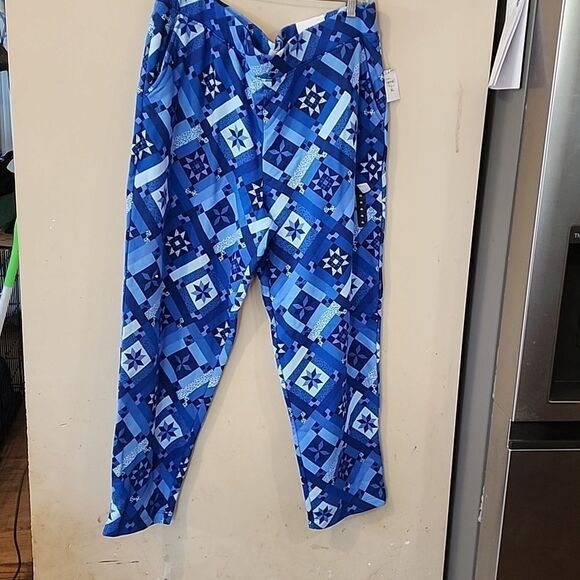 Lands End seriously sweats XL NWT quilted print - Picture 1 of 5